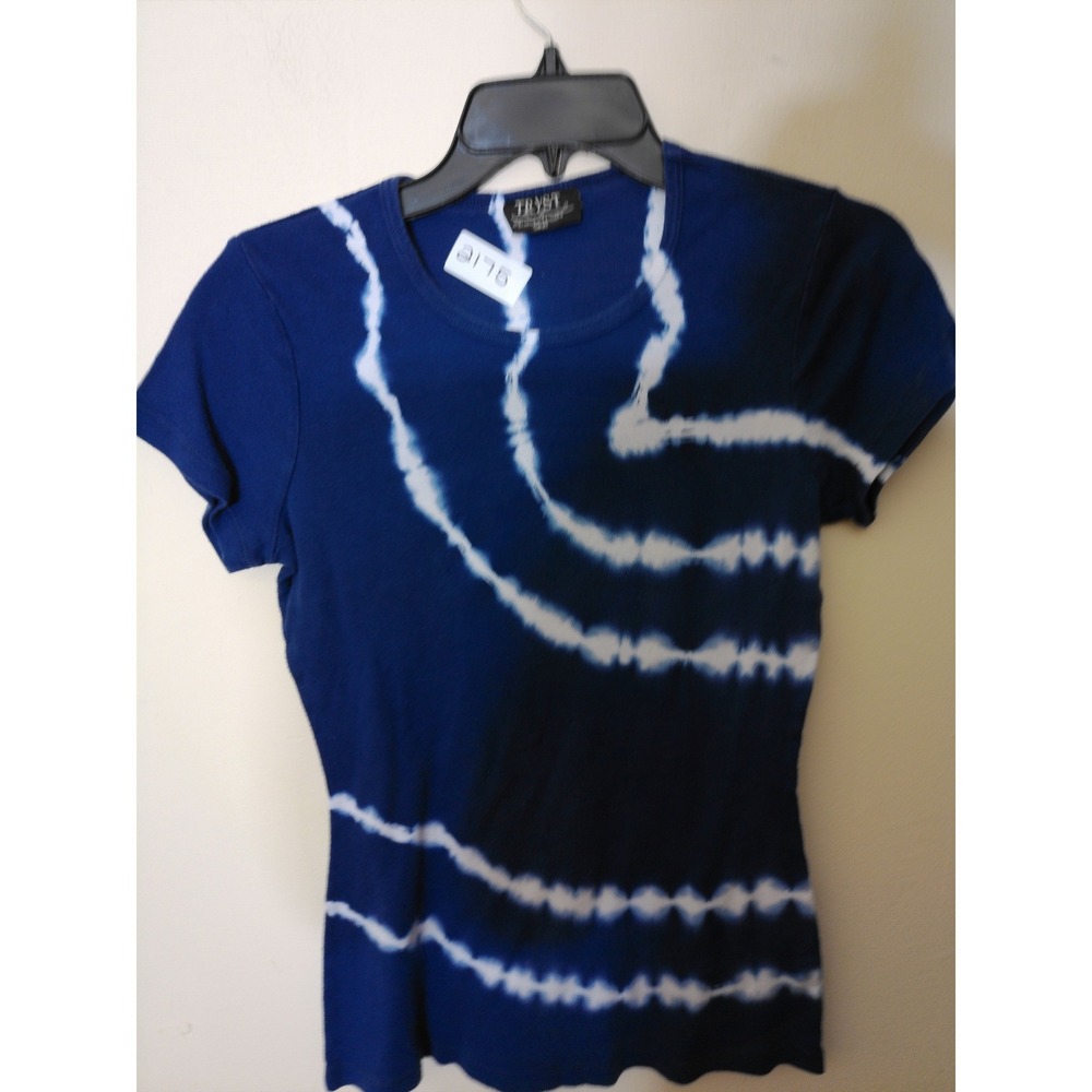 Tryst T-Shirt Womens Small Blue White Tie Dye Shibori Artistic Slim Fit Tee